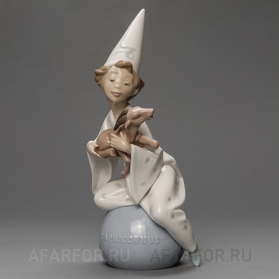 Испанская статуэтка фарфор Ладро (Лладро) (арт.: 778-4). Фигурка Козерога — винтажный декор и ценность для коллекции.
