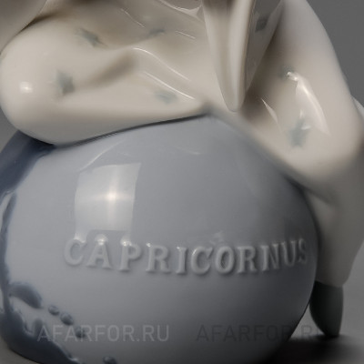 Фарфоровая статуэтка "Знак зодиака козерог" Lladro Испания