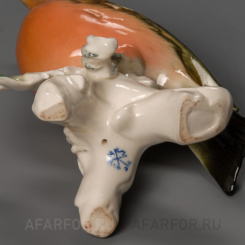 Фарфоровая статуэтка "Зяблик" Karl Ens Германия