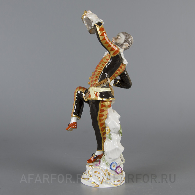 Фарфоровая статуэтка «Арлекин с кружкой» Meissen Германия
