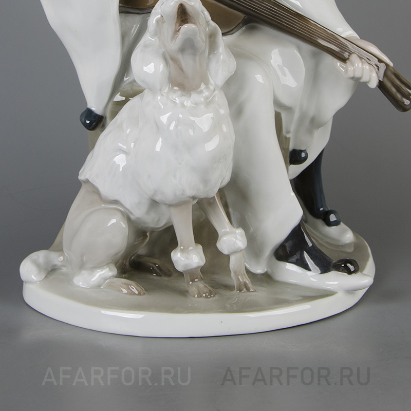 Фарфоровая статуэтка «Пьеро с гитарой и Пуделем» Rosenthal Германия