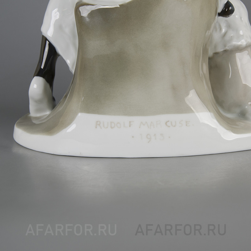 Фарфоровая статуэтка «Пьеро с гитарой и Пуделем» Rosenthal Германия