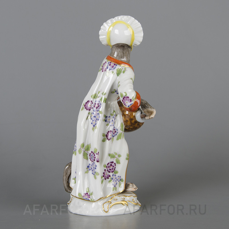 Фарфоровая статуэтка «Обезьяний оркестр. Игрок на колёсной лире» Meissen Германия