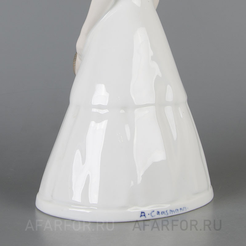 Фарфоровая статуэтка "Девушка c ребёнком" Rosenthal Германия