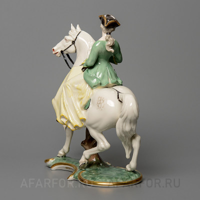 Фарфоровые статуэтки "Верховая прогулка" Nymphenburg Германия (фото №19320)