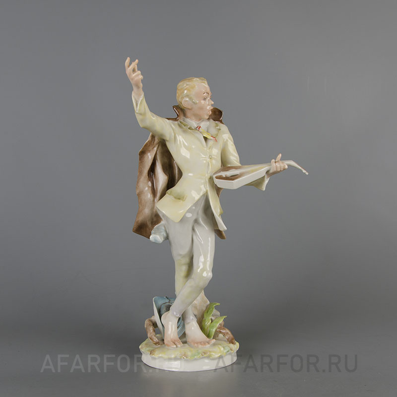 Антикварная статуэтка от Хутченройтер (арт.: 1841-2) - купить винтажную фигуру музыканта для коллекции.