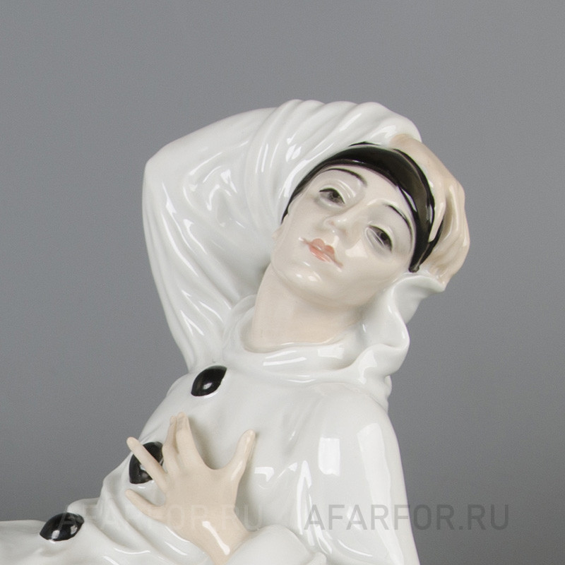 Фарфоровая статуэтка «Пьеро отдыхает» Rosenthal Германия