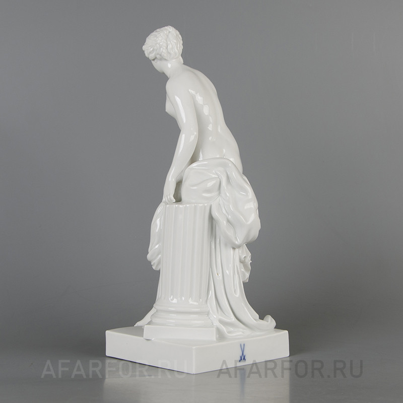 Фарфоровая статуэтка «Купальщица» Meissen Германия