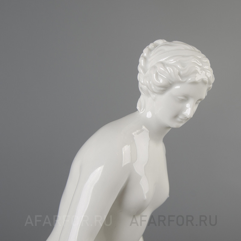 Фарфоровая статуэтка «Купальщица» Meissen Германия