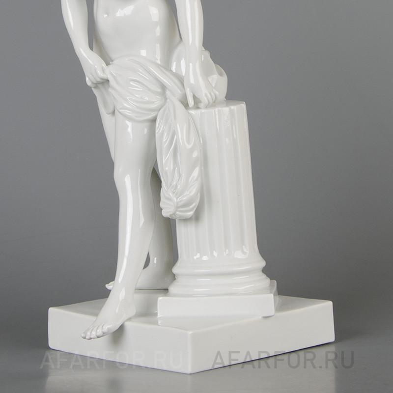 Фарфоровая статуэтка «Купальщица» Meissen Германия