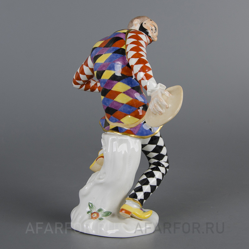 Фарфоровая статуэтка "Арлекин с кружкой" Meissen Германия