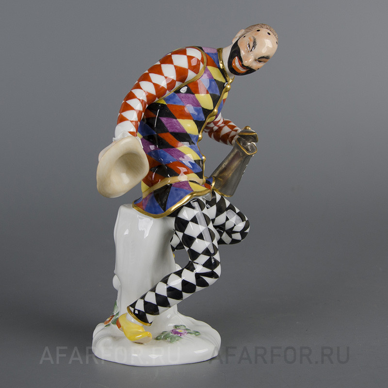 Фарфоровая статуэтка "Арлекин с кружкой" Meissen Германия