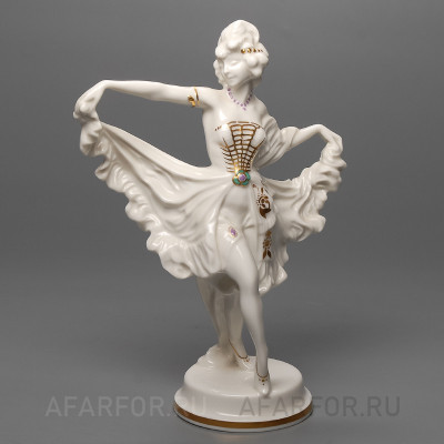 Старинная статуэтка из фарфора «Луиза» Hutschenreuther Германия (арт. 883-3), авторская работа Karl Tutter.