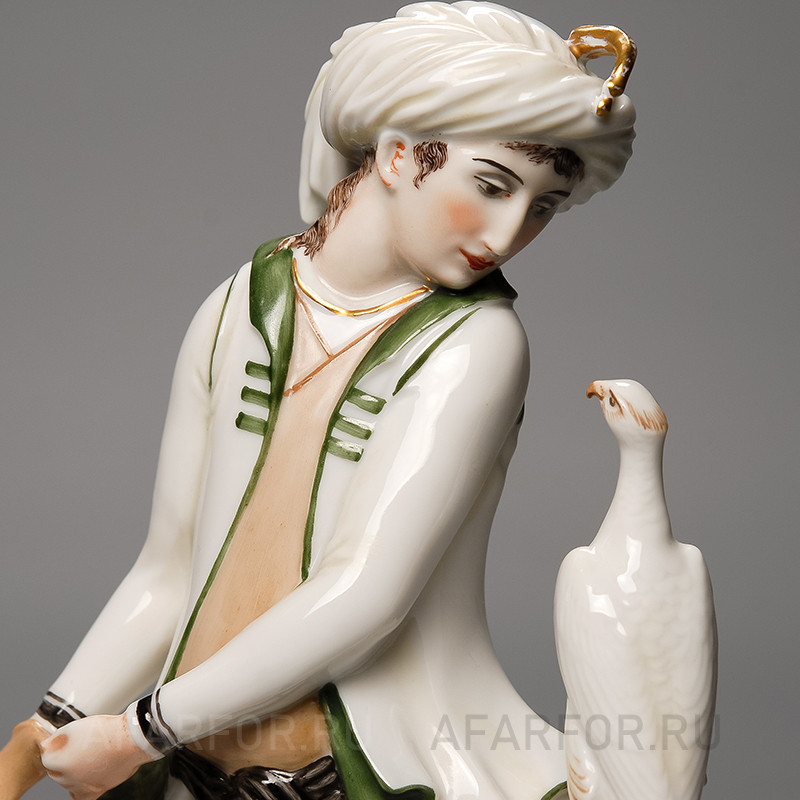 Фарфоровая статуэтка "Охотник с соколом" Rosenthal Германия