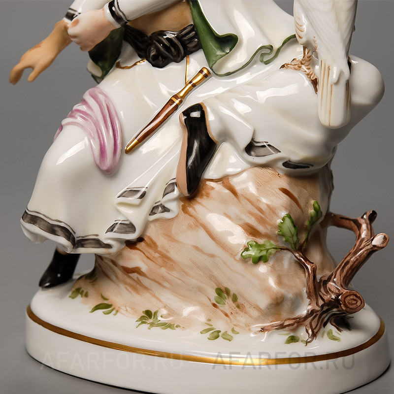Фарфоровая статуэтка "Охотник с соколом" Rosenthal Германия