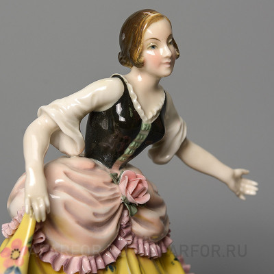 Фарфоровая статуэтка "Аплодисменты. Гитаристка" Karl Ens Германия