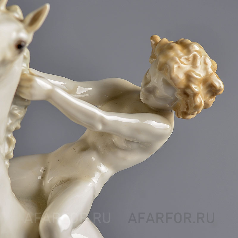 Фарфоровая статуэтка «Обнажённая всадница» Hutschenreuther Германия