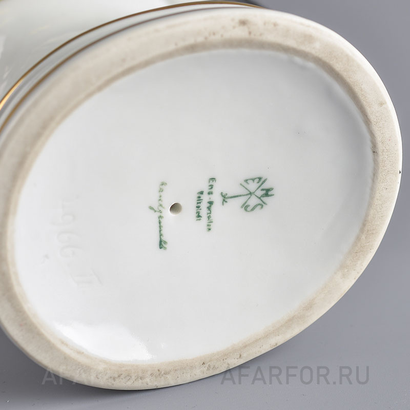 Фарфоровая статуэтка «Попугай Какаду» Karl Ens Германия