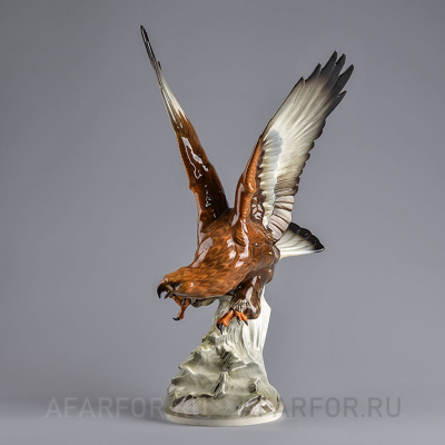 Винтажная статуэтка из фарфора «Орёл» Hutschenreuther Германия (арт. 1849-3), ценное приобретение для коллекции.