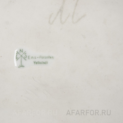 Фарфоровая статуэтка «Душевный разговор» Karl Ens Германия