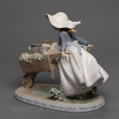 Фарфоровая статуэтка "Вези нас быстрее" Lladro Испания (фото №26894)