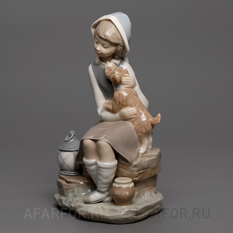 Коллекционная фарфоровая статуэтка «Девочка со щенком» Lladro Испания (арт. 851-4), винтажный фарфор европейских мастеров.
