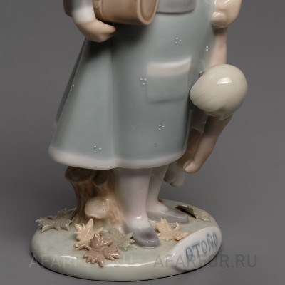 Фарфоровая статуэтка "Осень" Lladro Испания (фото №26999)