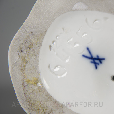 Фарфоровая статуэтка "Арлекин с кружкой" Meissen Германия (арт. 2221-2, фото №27179)