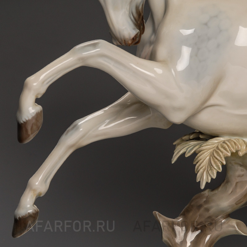 Фарфоровая статуэтка "Ретивый Конь" Rosenthal Германия
