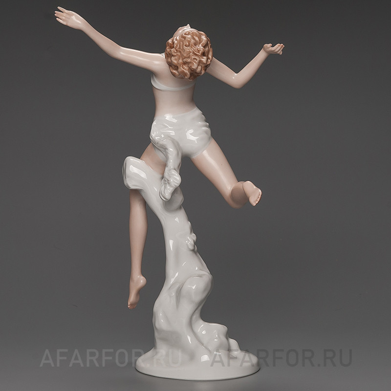 Фарфоровая статуэтка "Бегущая по волнам" Rosenthal Германия