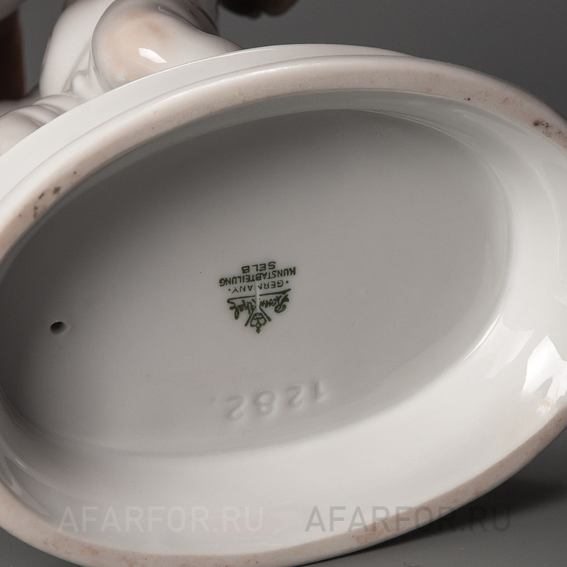 Фарфоровая статуэтка "Мальчик с собакой" Rosenthal Германия