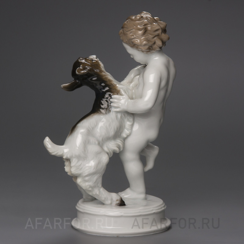 Фарфоровая статуэтка "Мальчик с козлёнком" Rosenthal Германия