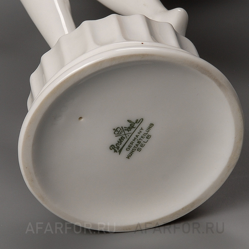 Фарфоровая статуэтка "Девушка с факелом" Rosenthal Германия
