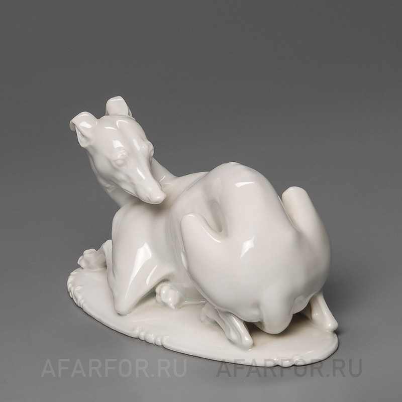 Фарфоровая статуэтка "Левретка" Rosenthal Германия. Элегантный аксессуар для интерьера и ценителей собачьих пород.
