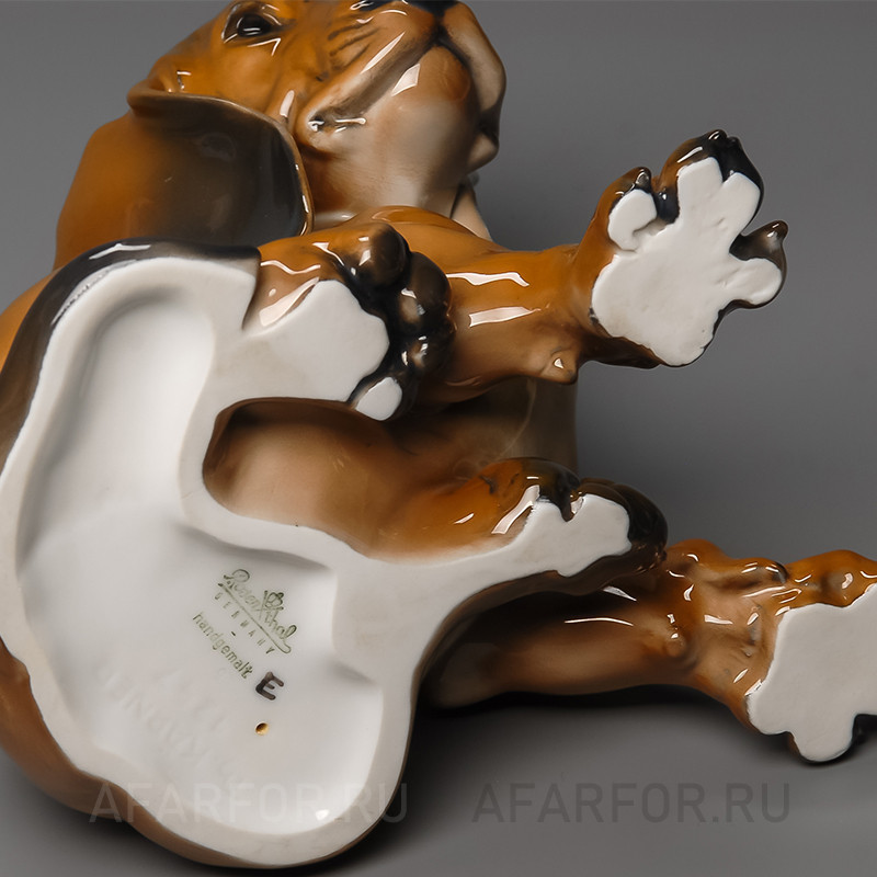 Фарфоровая статуэтка "Щенок Таксы сидит" Rosenthal Германия