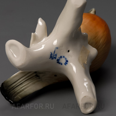 Фарфоровая статуэтка "Снегирь" Karl Ens Германия