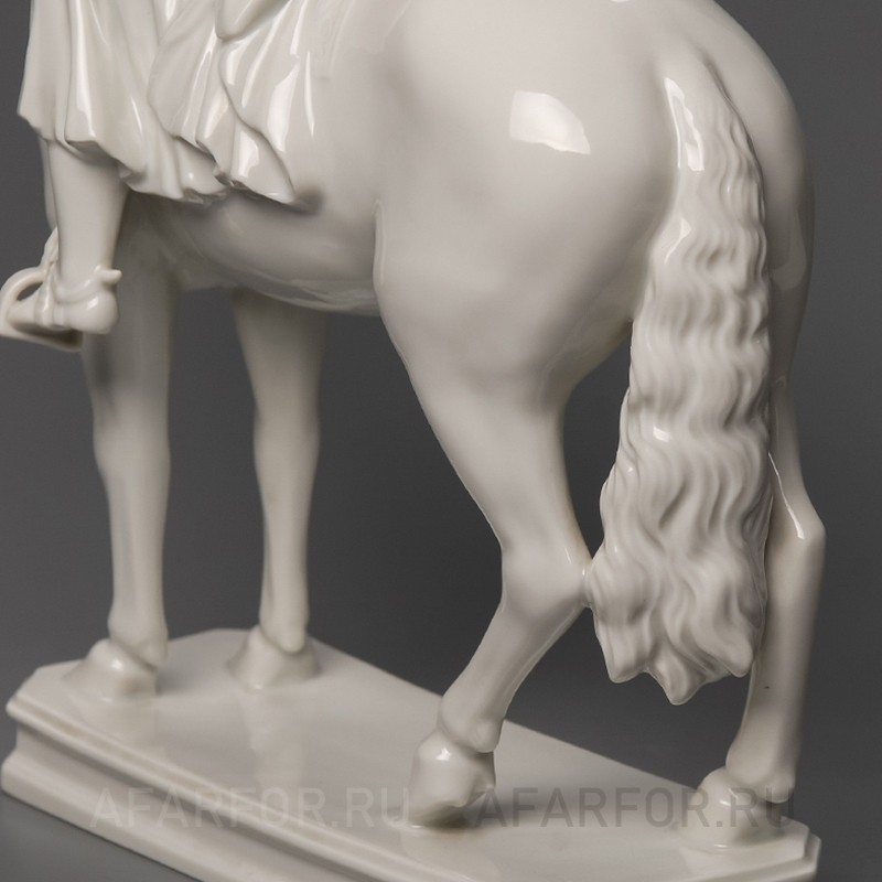 Фарфоровая статуэтка "Римский Патриций на коне" Rosenthal Германия
