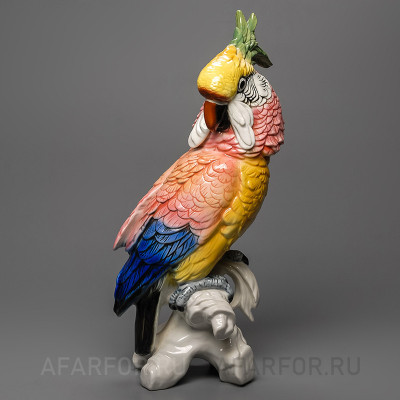 Красивая фарфоровая статуэтка «Попугай Какаду» Karl Ens Германия (арт. 661-3), коллекционный образец немецкого фарфора.