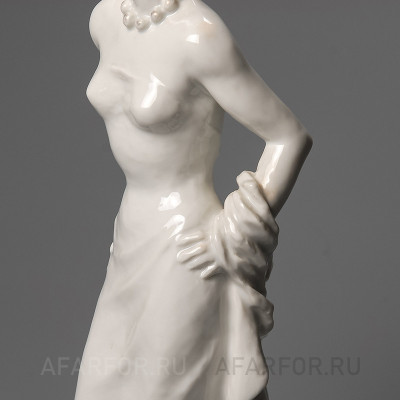 Фарфоровые статуэтки "Красотки. Разговор" Rosenthal Германия (фото №32326)