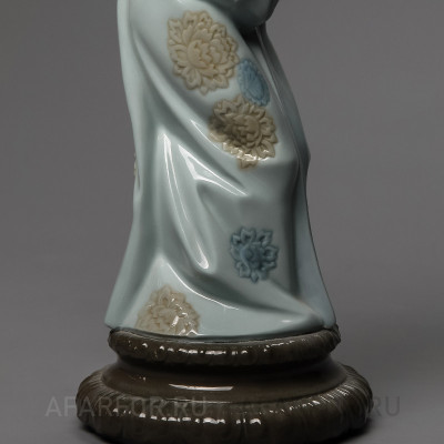 Фарфоровые статуэтки "Гейши. Восточные дамы" Lladro Испания (фото №32553)