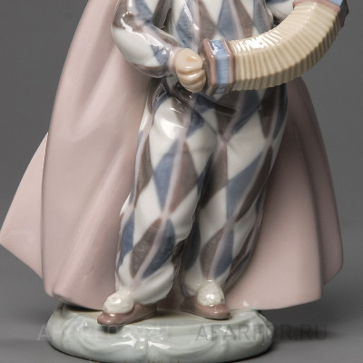 Фарфоровые статуэтки "Арлекины со скрипкой и концертиной" Lladro Испания (фото №32860)