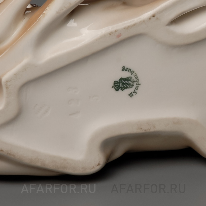 Фарфоровая статуэтка "Оленёнок отдыхает" Rosenthal Германия