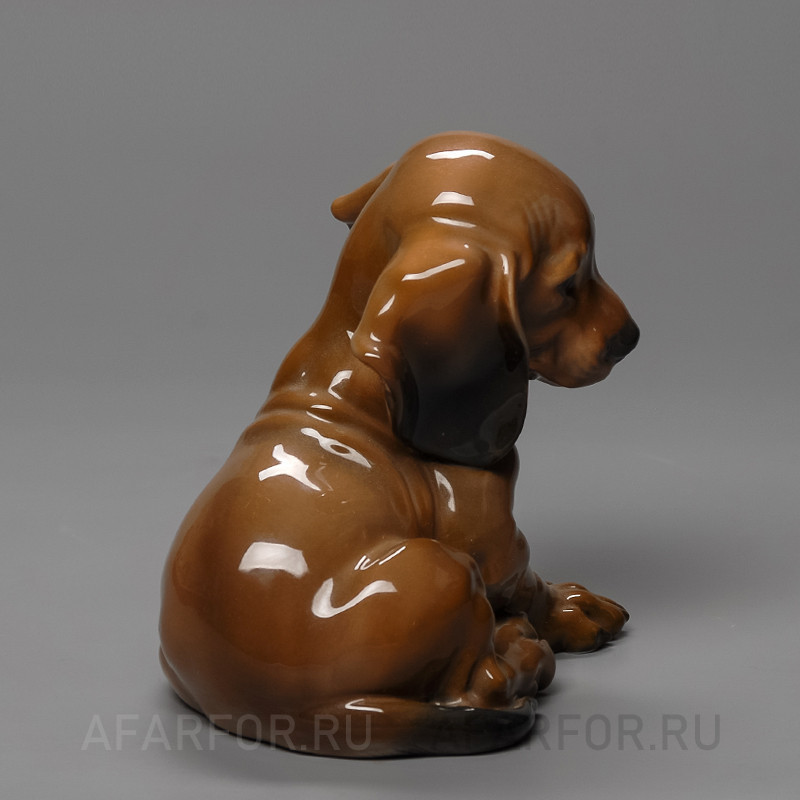Фарфоровая статуэтка "Щенок таксы сидит" Rosenthal Германия