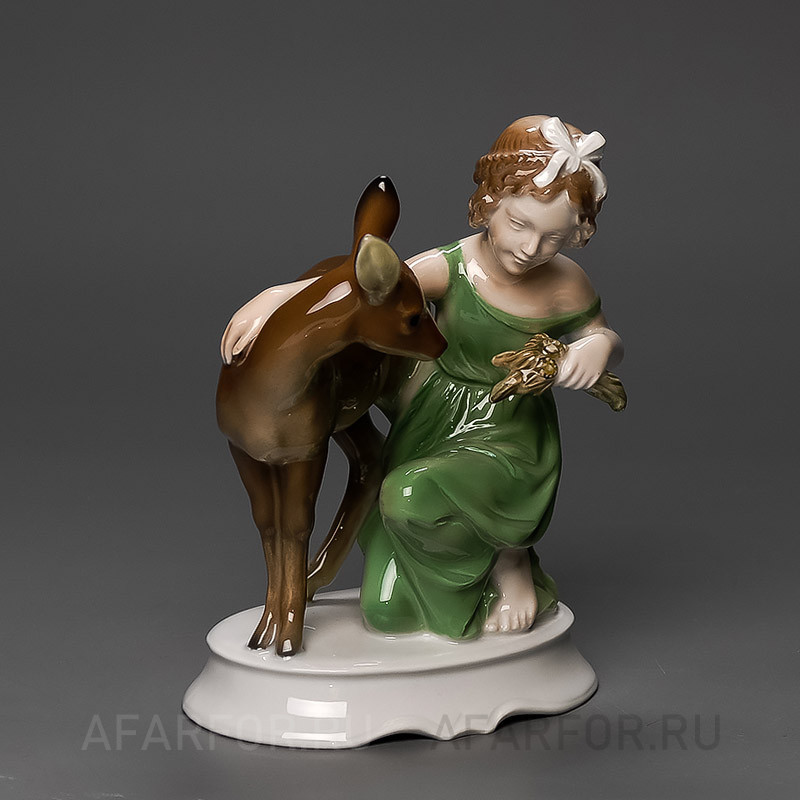 Фарфоровая статуэтка "Друзья. Девушка и оленёнок" Rosenthal Германия