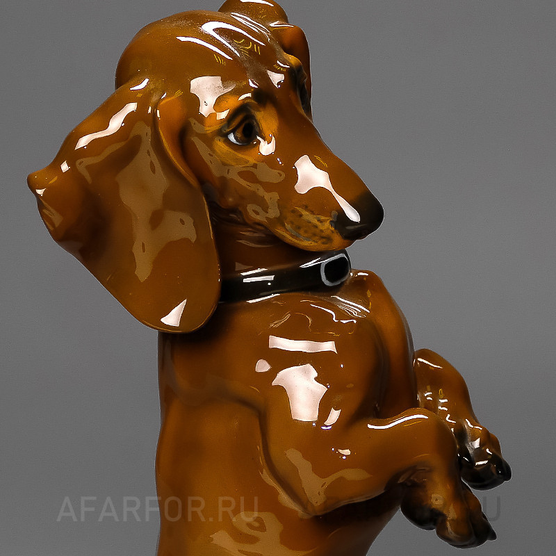 Фарфоровая статуэтка "Такса сидит" Rosenthal Германия