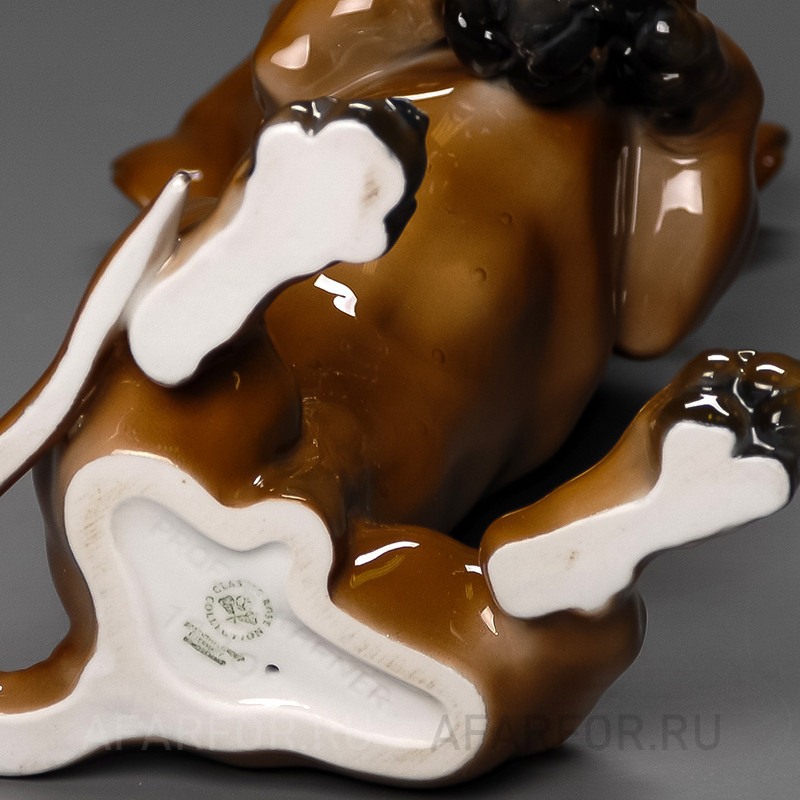 Фарфоровая статуэтка "Такса сидит" Rosenthal Германия