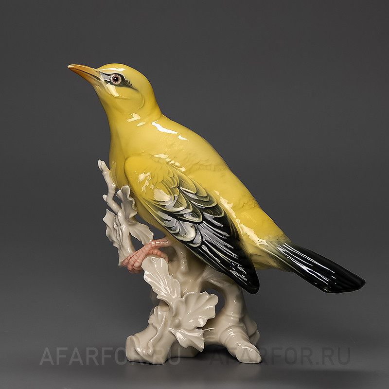 Антикварная статуэтка «Иволга», Karl Ens, фарфор, 19×20 см, Германия, 1919—1945 гг. (арт. 1212-3)