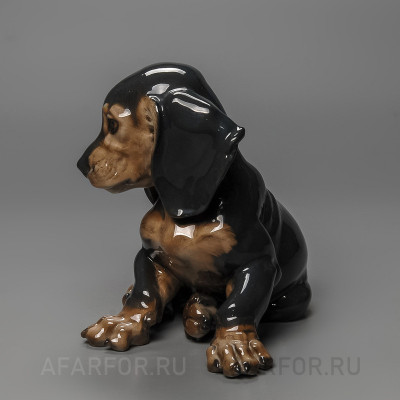 Фарфоровая статуэтка "Щенок таксы сидит" Rosenthal Германия