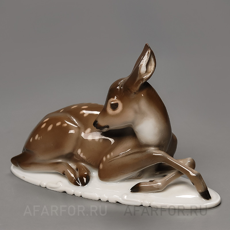 Фарфоровая статуэтка "Лежачий оленёнок" Rosenthal Германия