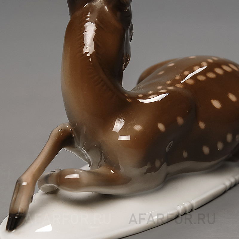 Фарфоровая статуэтка "Лежачий оленёнок" Rosenthal Германия